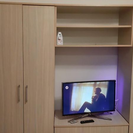 Studio Timpuri Noi 50 Bukarest Kültér fotó