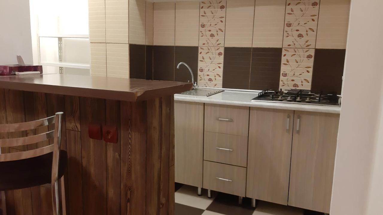 Studio Timpuri Noi 50 Bukarest Kültér fotó